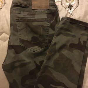 True Religion w